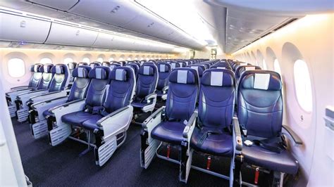 dreamliner seating plan tui extra legroom.